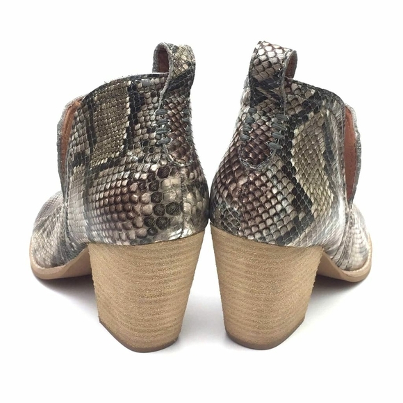 Jeffrey Campbell Rowlan Embossed Bootie sz 9 - Picture 7 of 11